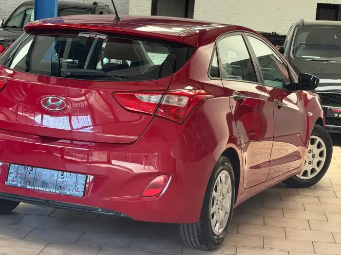 Hyundai i30 photo 11