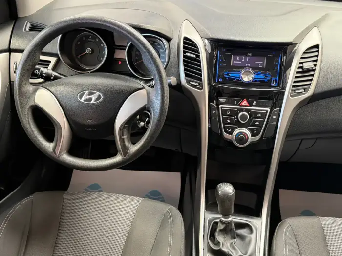 Hyundai i30 photo 14