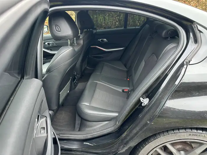 BMW 330, photo 9