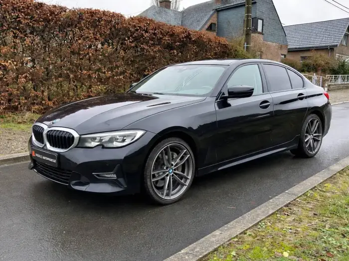 BMW 330, photo 2