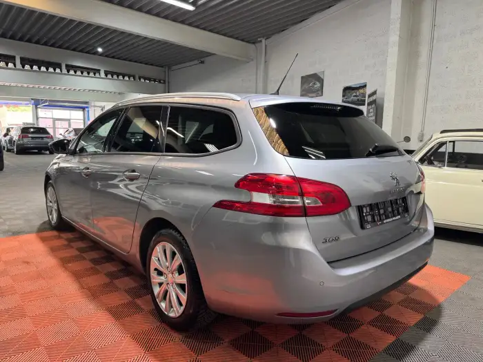 Peugeot 308, photo 3
