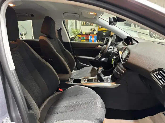 Peugeot 308, photo 11