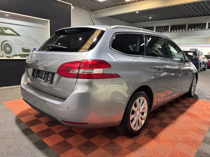 Peugeot 308, photo 4