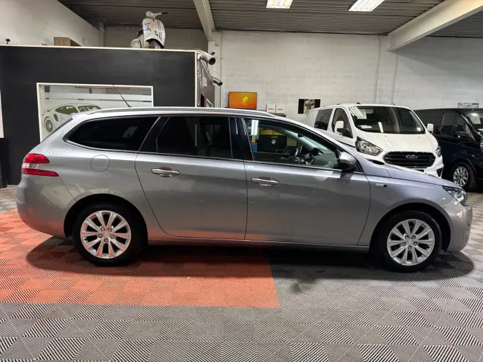 Peugeot 308, photo 14