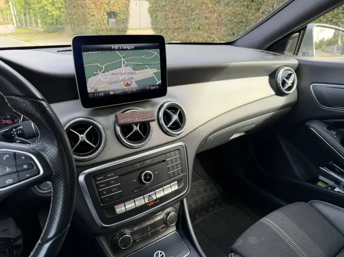 Mercedes-Benz CLA 180, photo 14