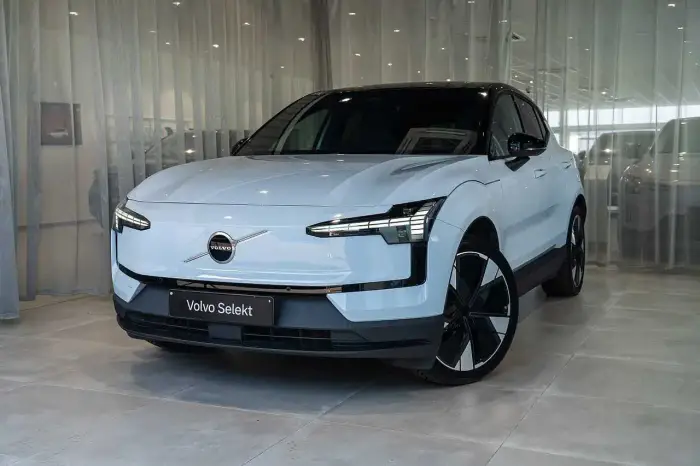 Volvo EX30
