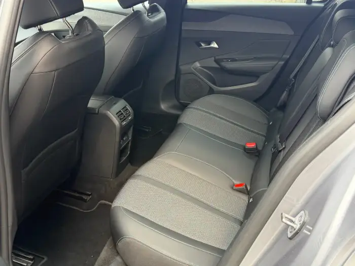 Peugeot 308 photo 19