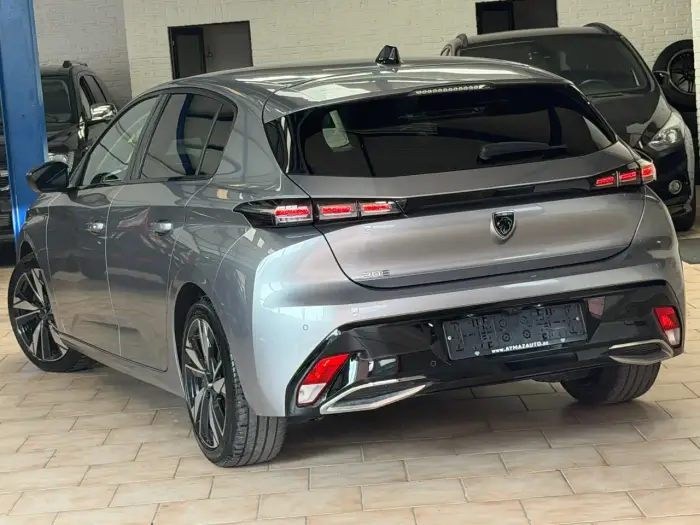 Peugeot 308 photo 4