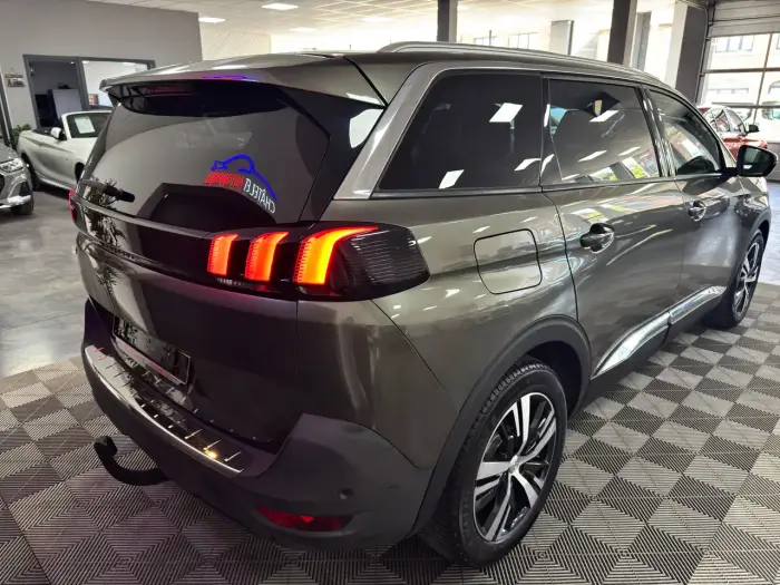 Peugeot 5008, photo 10