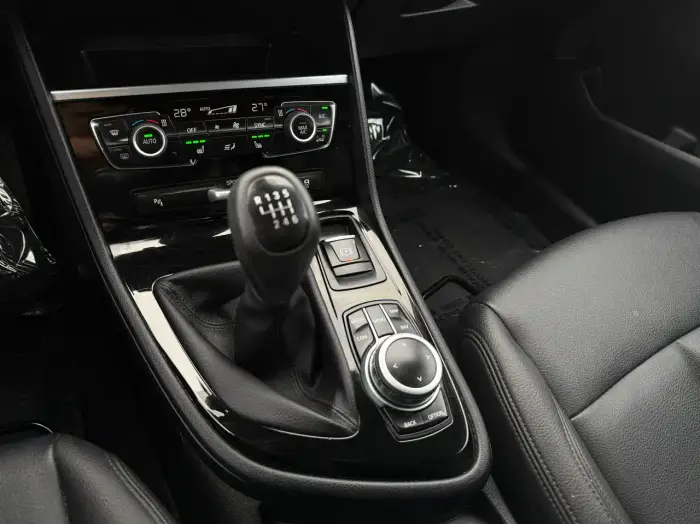 BMW 218, photo 20