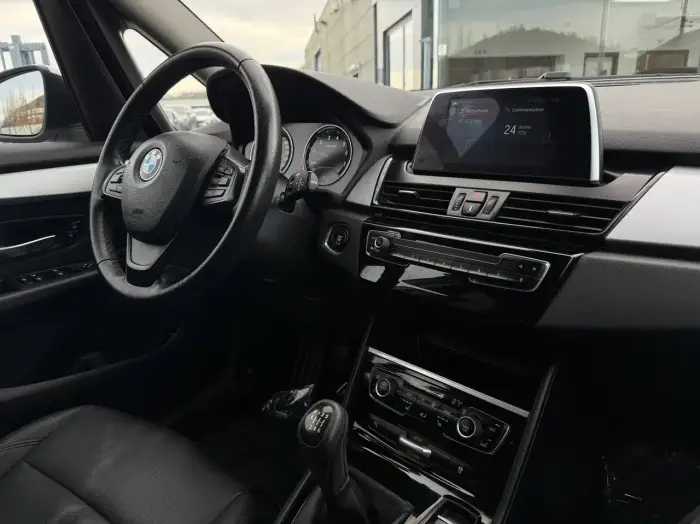 BMW 218, photo 19