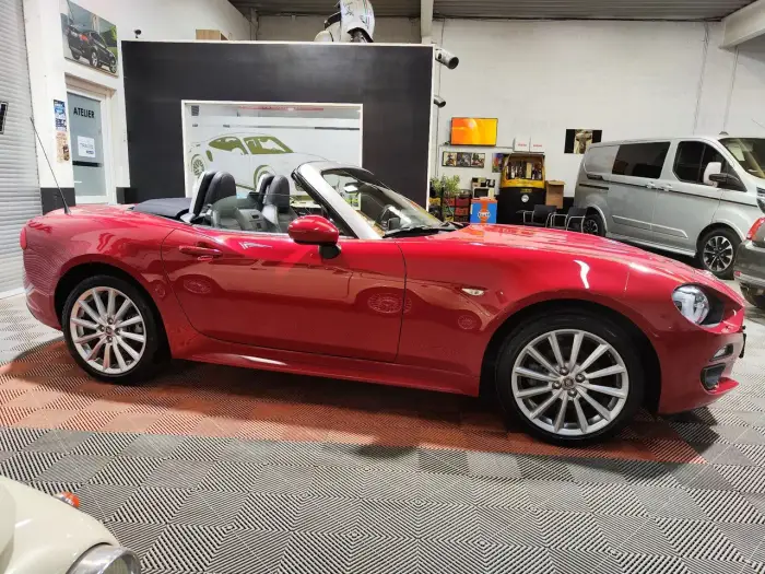 Fiat 124 Spider, photo 13