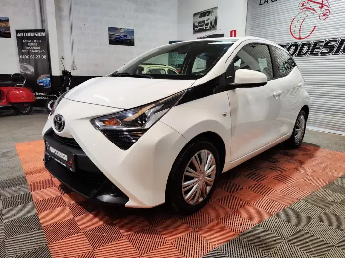 Toyota Aygo foto 2