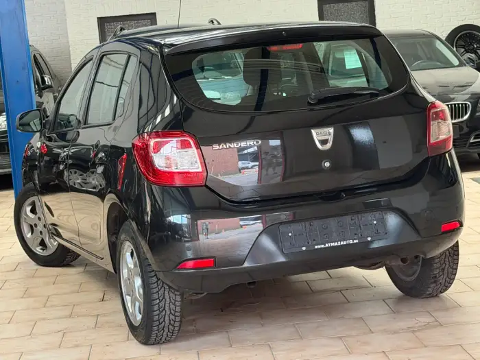 Dacia Sandero photo 4