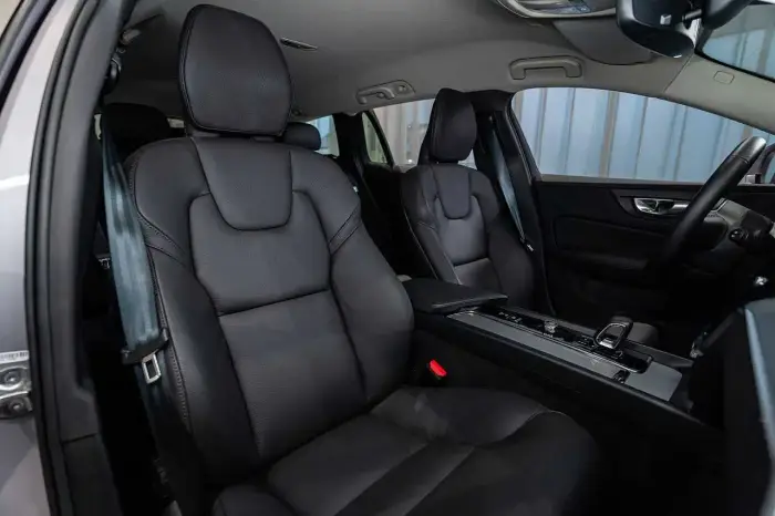 Volvo V60 foto 13