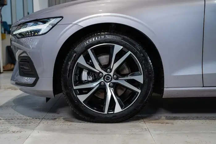 Volvo V60 foto 9