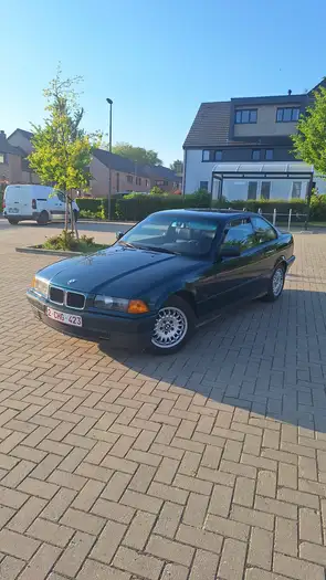 318