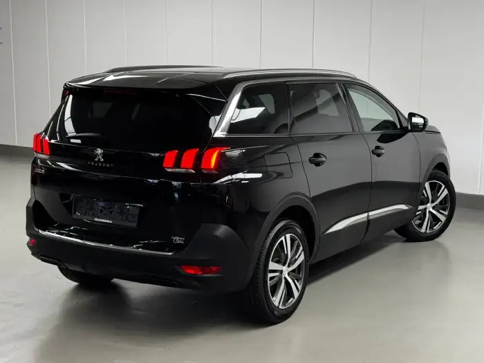 Peugeot 5008, photo 6