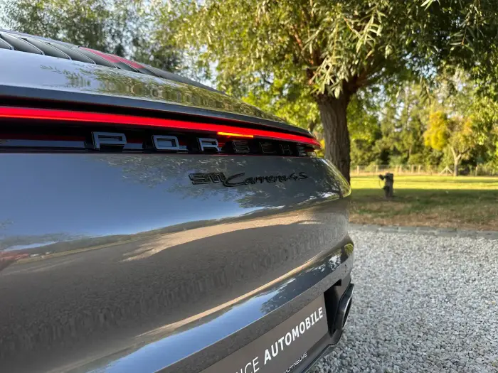 Porsche 911 foto 7