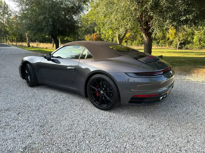 Porsche 911 foto 18