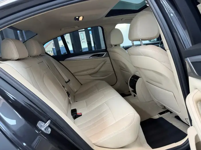 BMW 520 photo 8