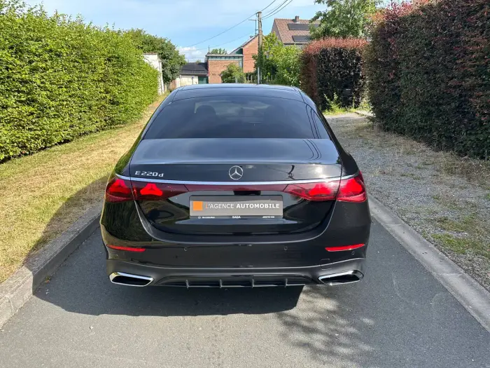 Mercedes-Benz E 220, photo 6