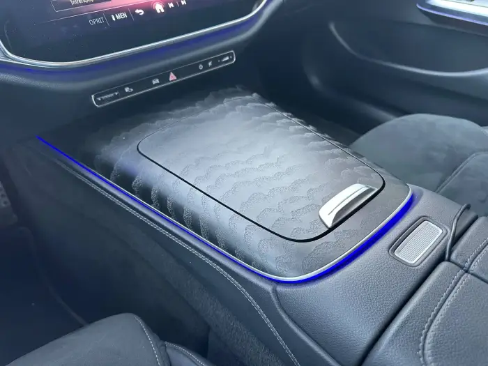 Mercedes-Benz E 220, photo 15