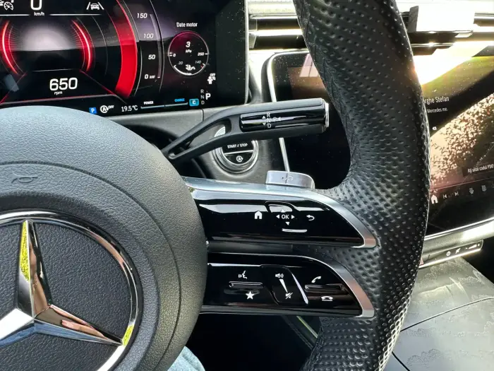 Mercedes-Benz E 220, photo 17