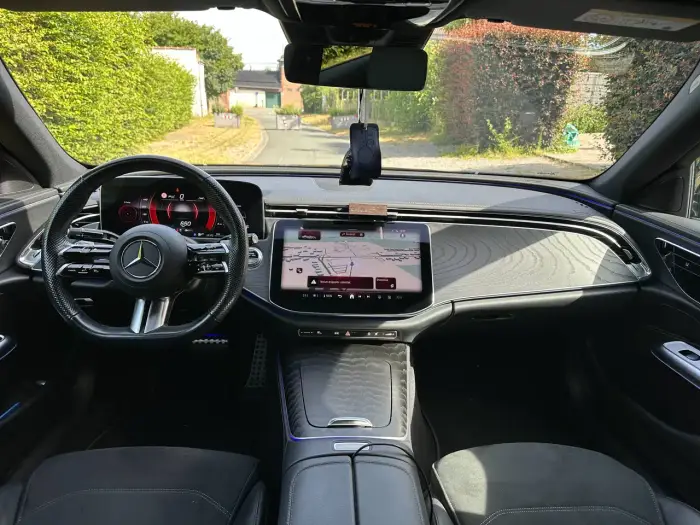 Mercedes-Benz E 220, photo 9