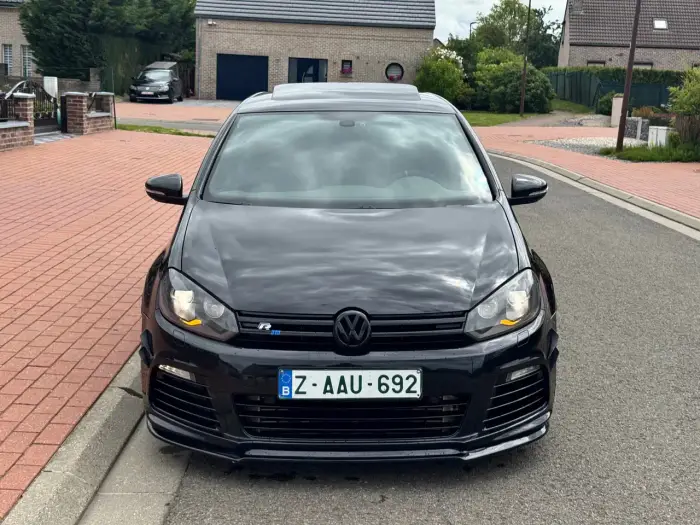 Volkswagen Golf R