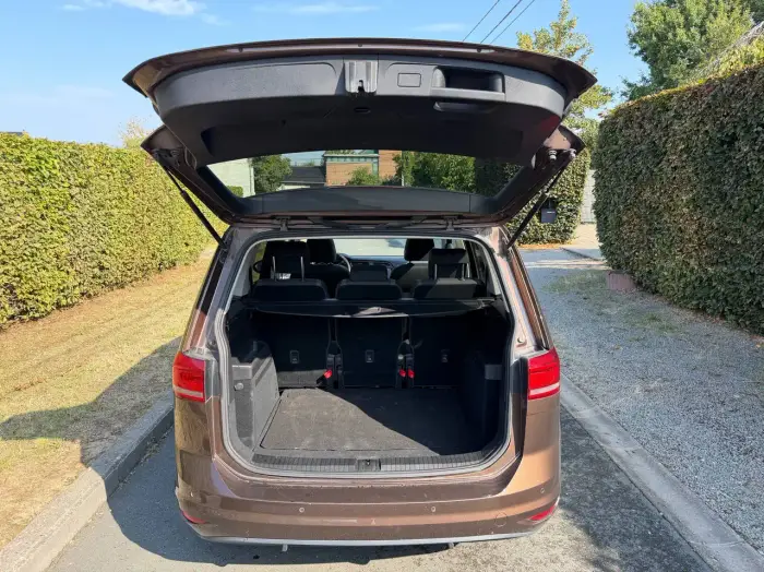 Volkswagen Touran foto 7