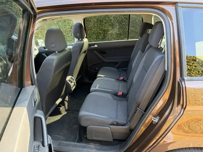 Volkswagen Touran foto 11