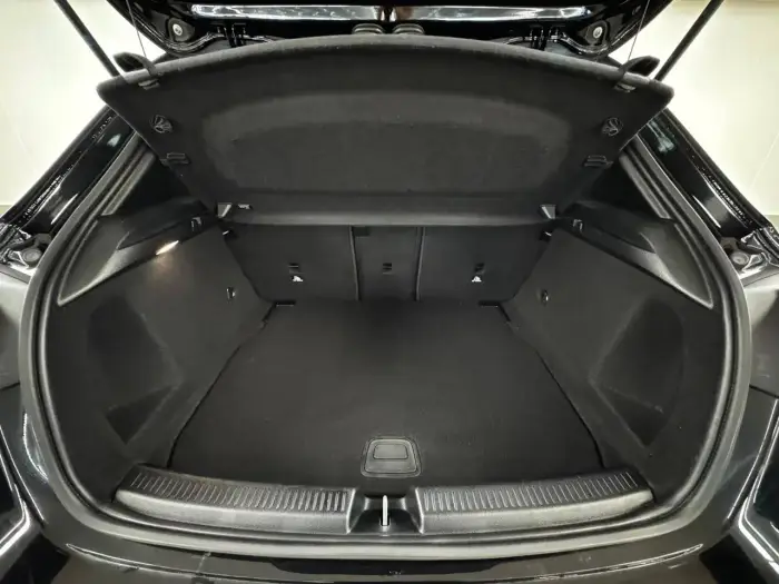 Mercedes-Benz A 180 photo 26