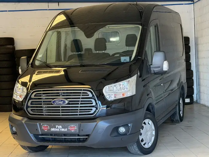 Ford Transit photo 8