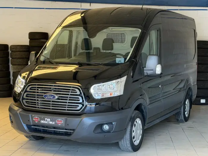 Ford Transit photo 9