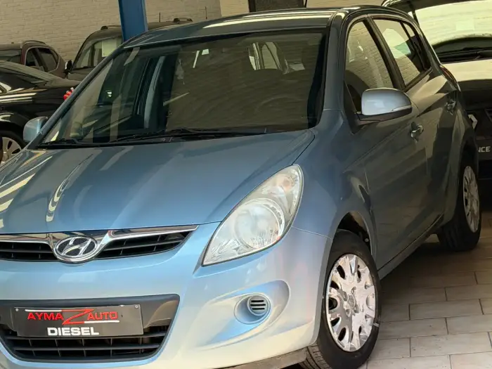 Hyundai i20 photo 8