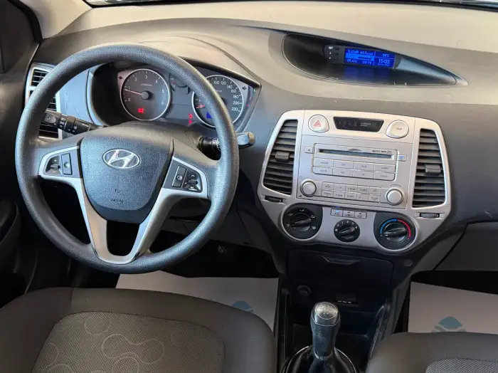 Hyundai i20 photo 14