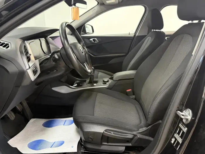 BMW 116 photo 7