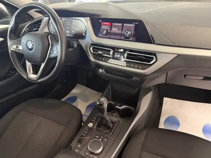 BMW 116 photo 11
