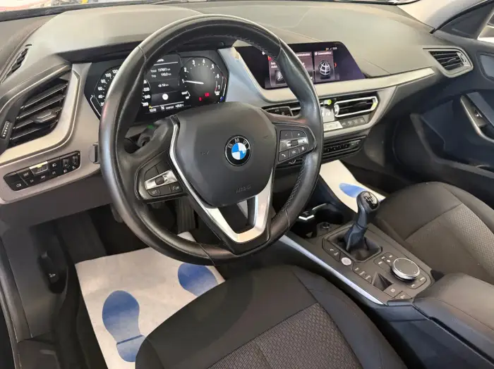 BMW 116 photo 10