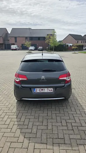 Citroen C4 photo 4
