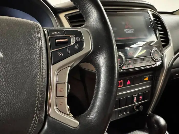 Mitsubishi L200, photo 12
