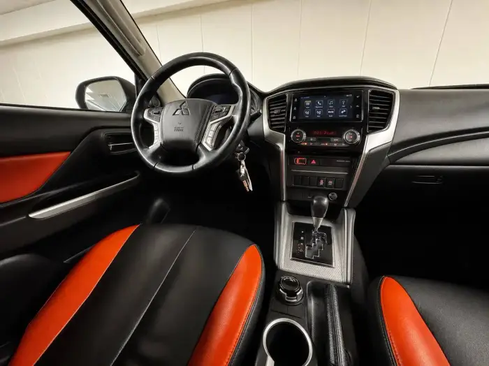 Mitsubishi L200, photo 9