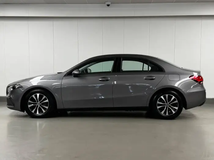 Mercedes-Benz A 180, photo 2