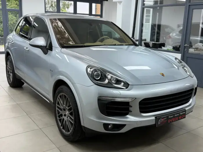 Porsche Cayenne, photo 1