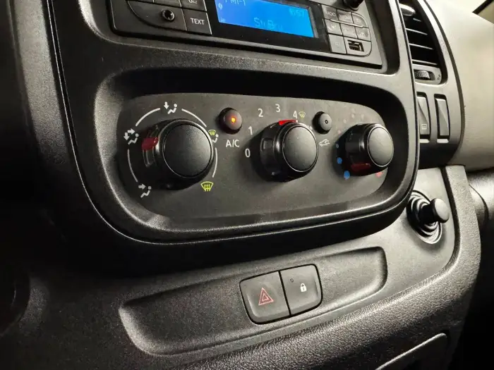 Renault Trafic, photo 12