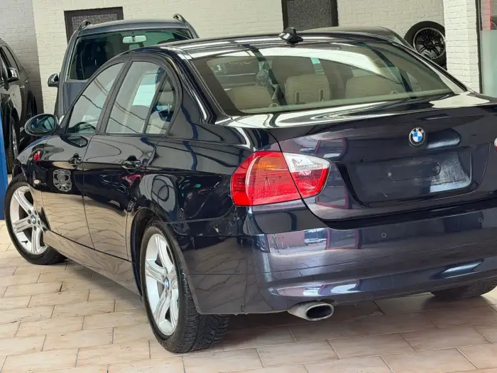 BMW 318 photo 5