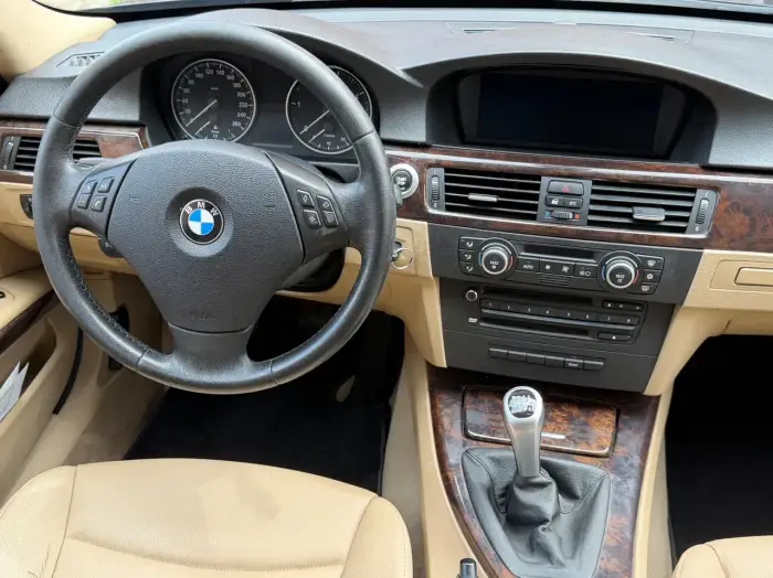 BMW 318 photo 13