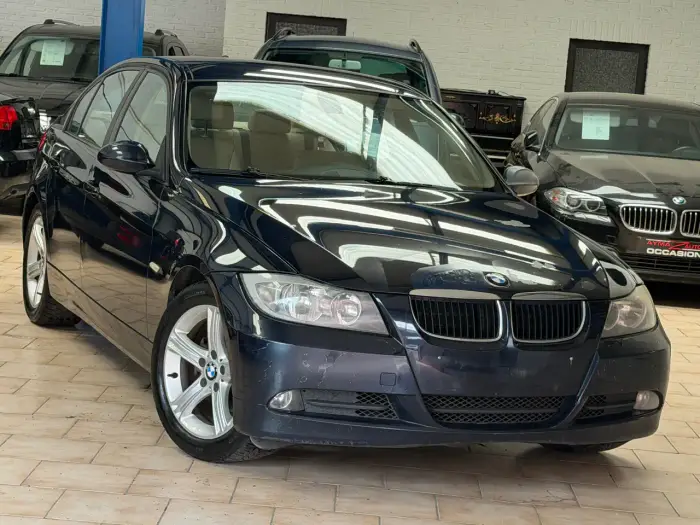 BMW 318 photo 1