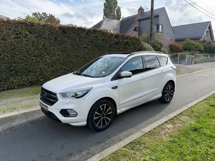 Ford Kuga, photo 2